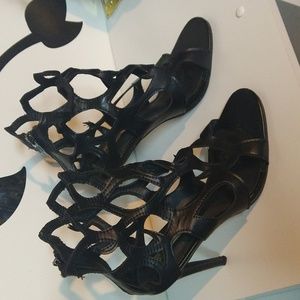 Black sandals size 9